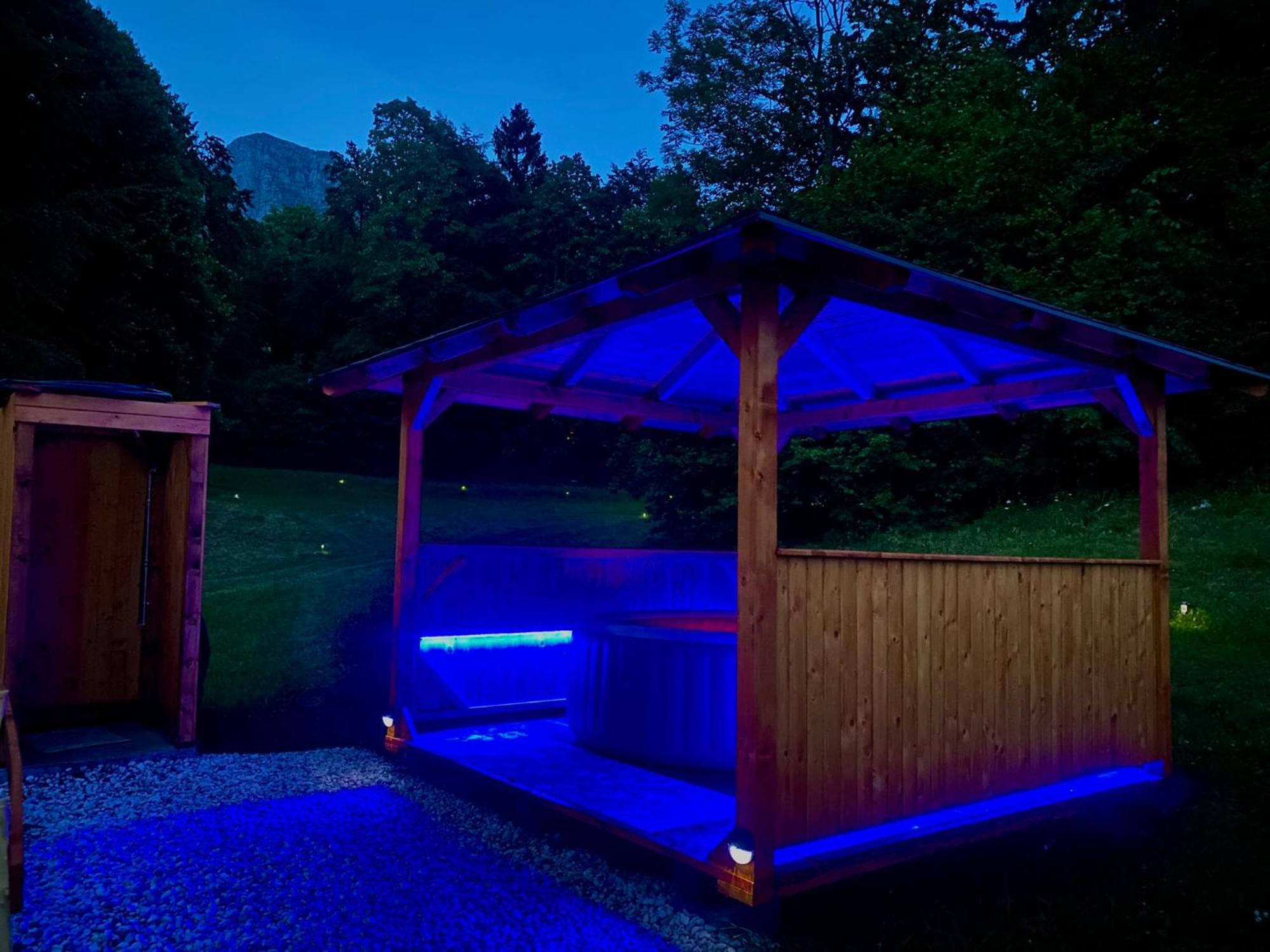 Glamping Krn Hotel Kobarid Exterior photo